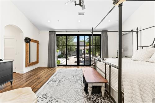 Gallery Image Photo33.jpg