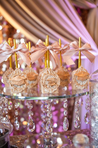 Gallery Image BrianaGrad-40.jpg