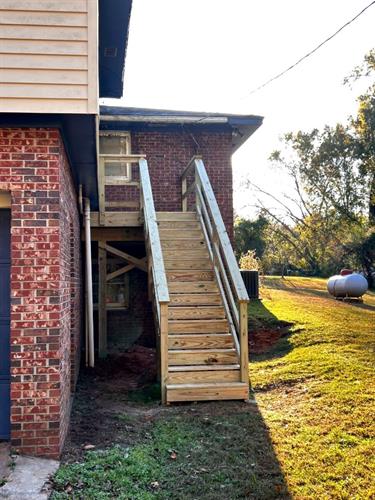 2025, 10-07 Lowes & MAVA Building Homes for Heroes Revitalization Project for Veteran in Need