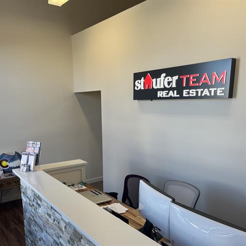 Gallery Image IMG_7075_square.JPG