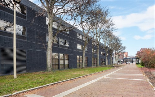 Gallery Image exterior_2.jpg