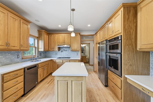 Warm, inviting kitchen at 834 Prairie Meadows Drive in the Scenic Hills neighborhood, Hudson