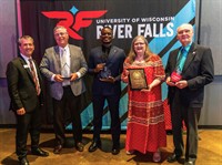 UW-River Falls honors outstanding alumni at Evening of Excellence