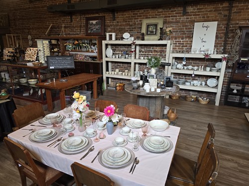 Gallery Image thrift1.jpg