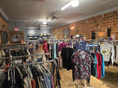 Gallery Image thrift5.jpg