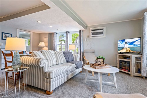 Suite 1 - Ocean Cove