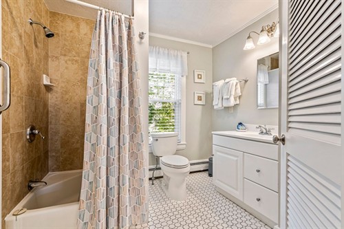 Suite 1 - Ocean Cove