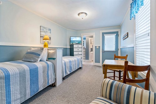 Suite 2 - Sea Cliffs