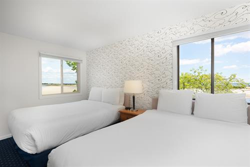 Gallery Image ASP_Lodge_Two_Queen_FrontRiverviewApartment_Room161-3.jpg