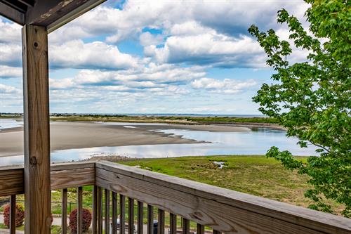 Gallery Image ASP_Lodge_Two_Queen_FrontRiverviewApartment_Room161-6.jpg