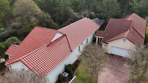 Gallery Image new_tile_next_to_old_tile.jpg