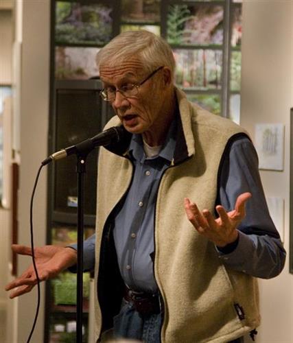 Local teller Dennis Duncan engages audiences with his stories.