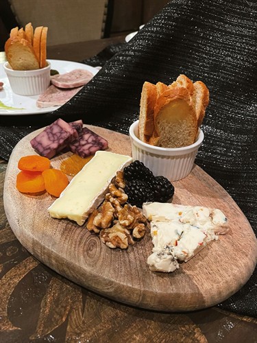 Gallery Image IMG_7475.jpg