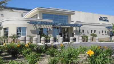 Gallery Image Kieviet-Clubhouse-400x225.jpg