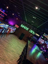 Arcave Room
