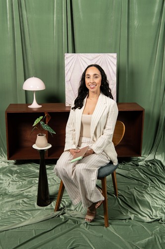 Gallery Image Mirror._Mirror_Therapy-20556.jpeg