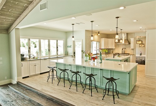 Gallery Image kitchens-wade-01-kitchen-remodel-villa-park.jpg