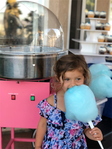 Gallery Image Bekker's_Catering_Cotton_Candy.png