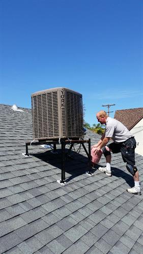 Gallery Image Jake_on_roof_with_York_Condenser.jpg