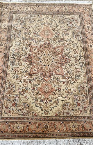Gallery Image IMG_1778.jpg