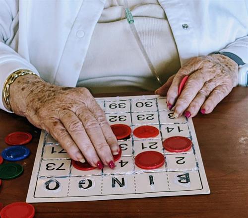 Gallery Image Bingo_hands_and_chips.JPG