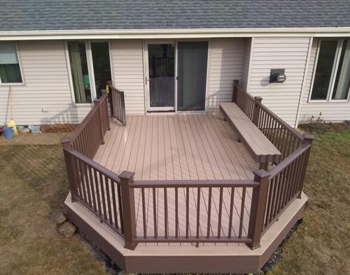 West Bend New Construction - Timbertech PVC Decking & Composite Railings West Bend New Construction - Timbertech PVC Decking & Composite Railings