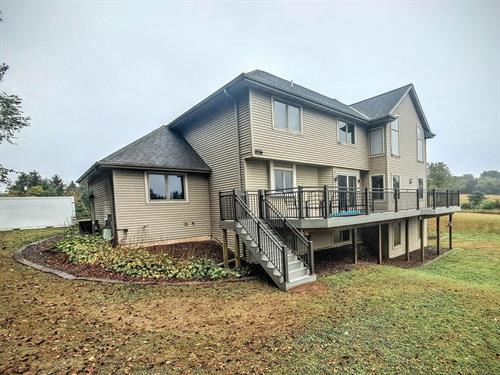 West Bend Remodel - Deckorators Composite Decking & Westbury Aluminum Railings West Bend Remodel - Deckorators Composite Decking & Westbury Aluminum Railings
