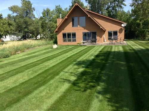 Lawn Mowing & Fertilizing Services