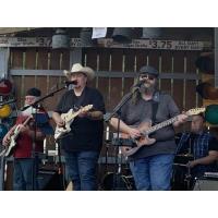 Live Music with Bourbon Stew at Loose Rail