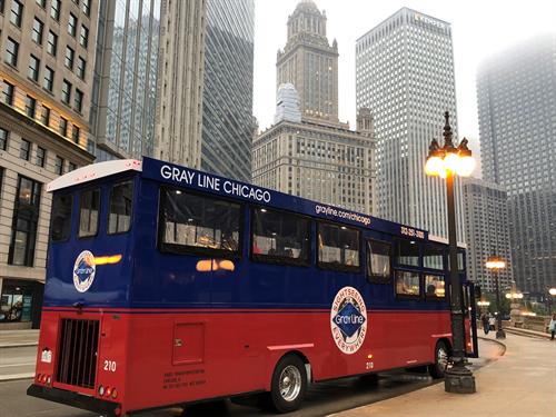 Gray Line Chicago- Stadium Trolley