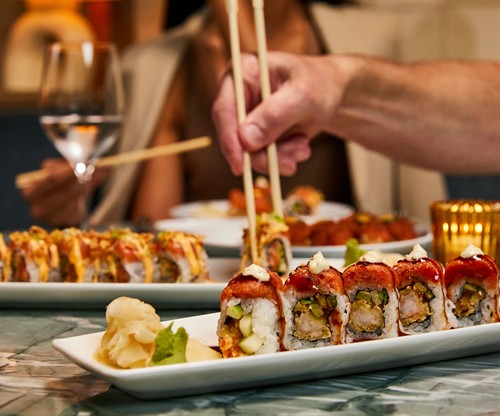 Enjoy fresh sushi and seafood at Lure Fishbar, the premier restaurant inside Hotel 55 in Chicago's River North. Discover expertly crafted rolls, sashimi, oysters, and cocktails in a stylish downtown setting.