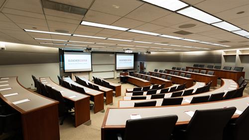 Medium Tiered Meeting Room (104 seats)