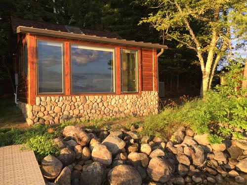 Birch - tiny home 3 feet from water's edge. 