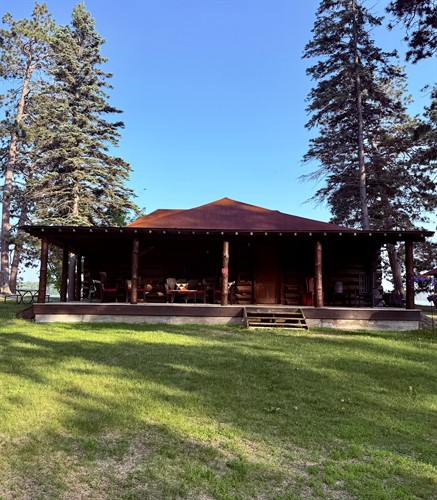 Gallery Image IMG_0985_2.jpeg