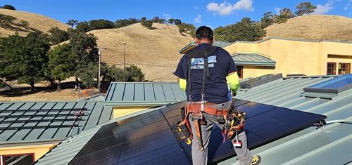 Gallery Image solar_martinez4.jpg