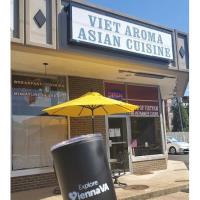 Viet Aroma: Servers and Front House Staff