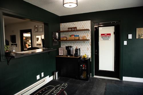 Coffee & Snack Bar