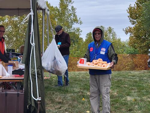 Service to Armed Forces volunteer at Kansas City Stand Down for Homeless Veterans