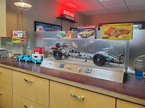 Working automobile cutaway