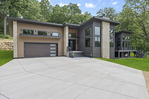 Gallery Image modern_neh_1.jpg Gallery Image modern_neh_1.jpg