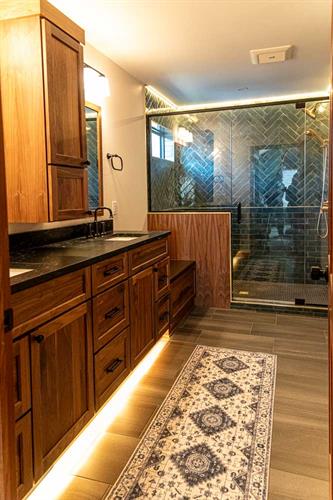 Gallery Image ElizabethPriniskiMadisonPhotographerArkBathroom-14.jpg Gallery Image ElizabethPriniskiMadisonPhotographerArkBathroom-14.jpg
