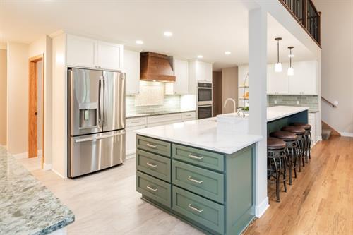 Kitchen Design & Remodel by Frey Construction