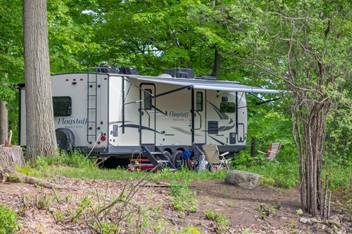 Seasonal Campsite at Shady Oaks