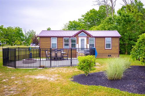 Deluxe Cabin with KOA Paw Pen