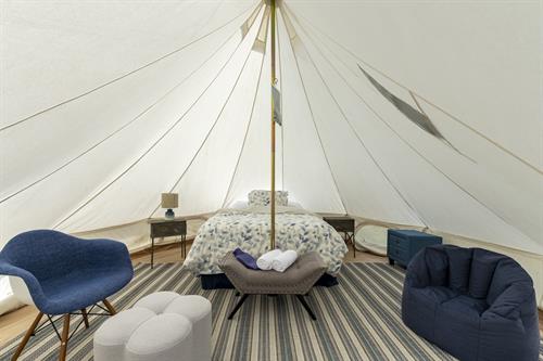 Bell tent with one queen bed Bell tent with one queen bed