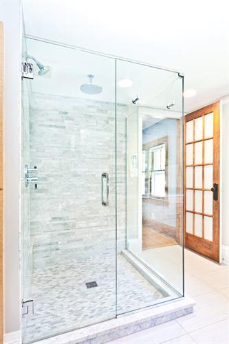 Frameless Shower Door 