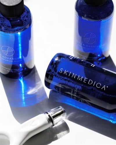 DiamondGlow facial treatment provides exfoliation, infusion of pharmaceutical grade serum and extraction of pores