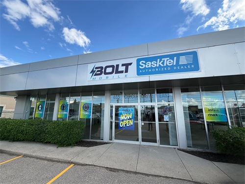 Gallery Image 655_Circle_Drive_-_Bolt_Mobile_-_Apple_Listing_1.png Gallery Image 655_Circle_Drive_-_Bolt_Mobile_-_Apple_Listing_1.png