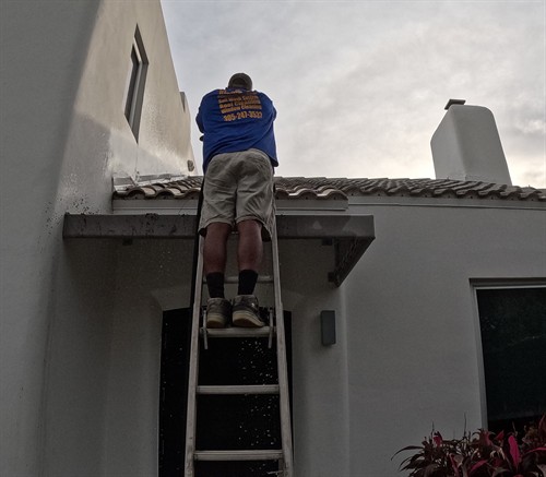 Roof cleaning Miami