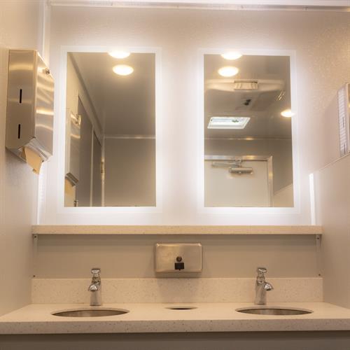 Gallery Image IMG_0504_(1).jpg